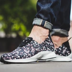 NEW  Nike Air Woven Premium Camo